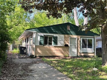 15907 Knight, Redford Twp, MI 48239