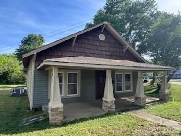 661 S Grove Street , Lincolnton, NC 28092
