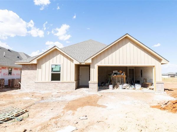 9217 NW 119th Street, Yukon, OK 73099