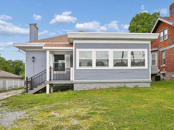 6815 Montgomery Road, Silverton, OH 45236