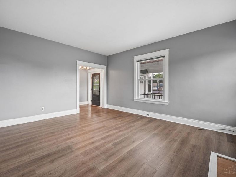 6815 Montgomery Road, Silverton, OH 45236 Photo 12