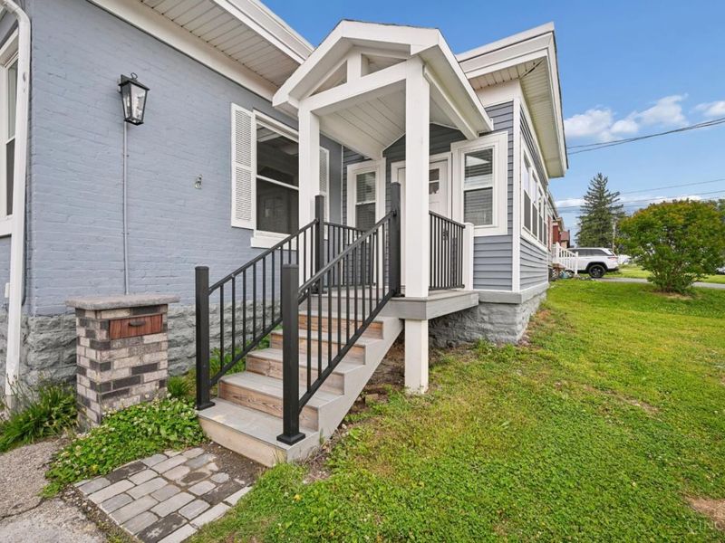6815 Montgomery Road, Silverton, OH 45236 Photo 3