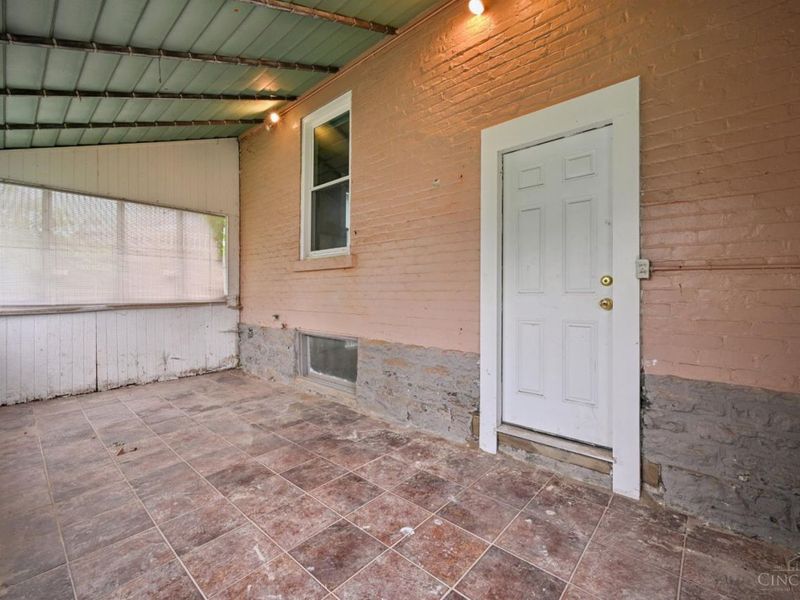6815 Montgomery Road, Silverton, OH 45236 Photo 36