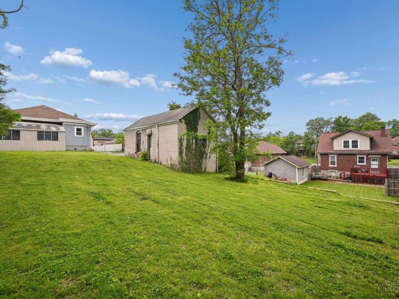 6815 Montgomery Road, Silverton, OH 45236 Photo 38