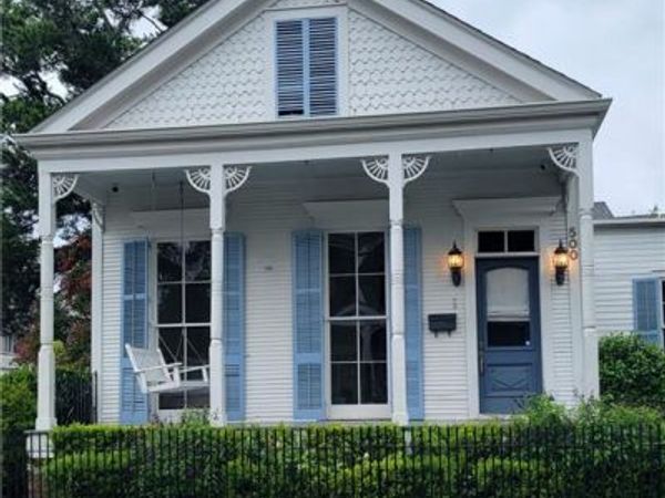 500 CHEROKEE Street, New Orleans, LA 70118