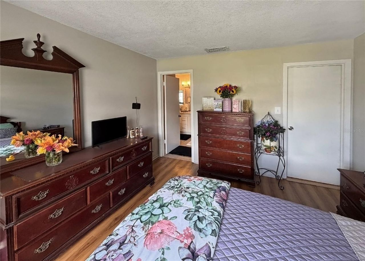 1018 Clovercrest Road , Orlando, FL 32811 Photo