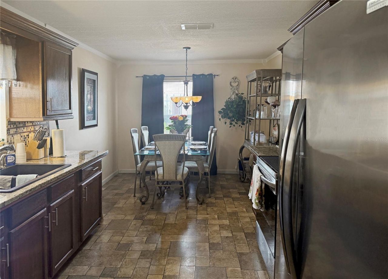 1018 Clovercrest Road , Orlando, FL 32811 Photo