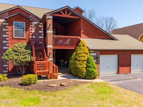 40 Sugarloaf Unit 1603 Lane, Hazleton, PA 18202