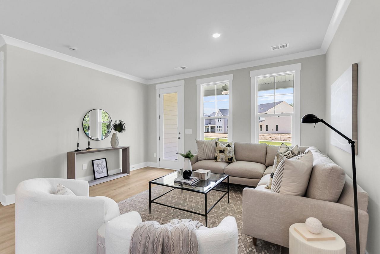 609 Crosswick Street Photo 14