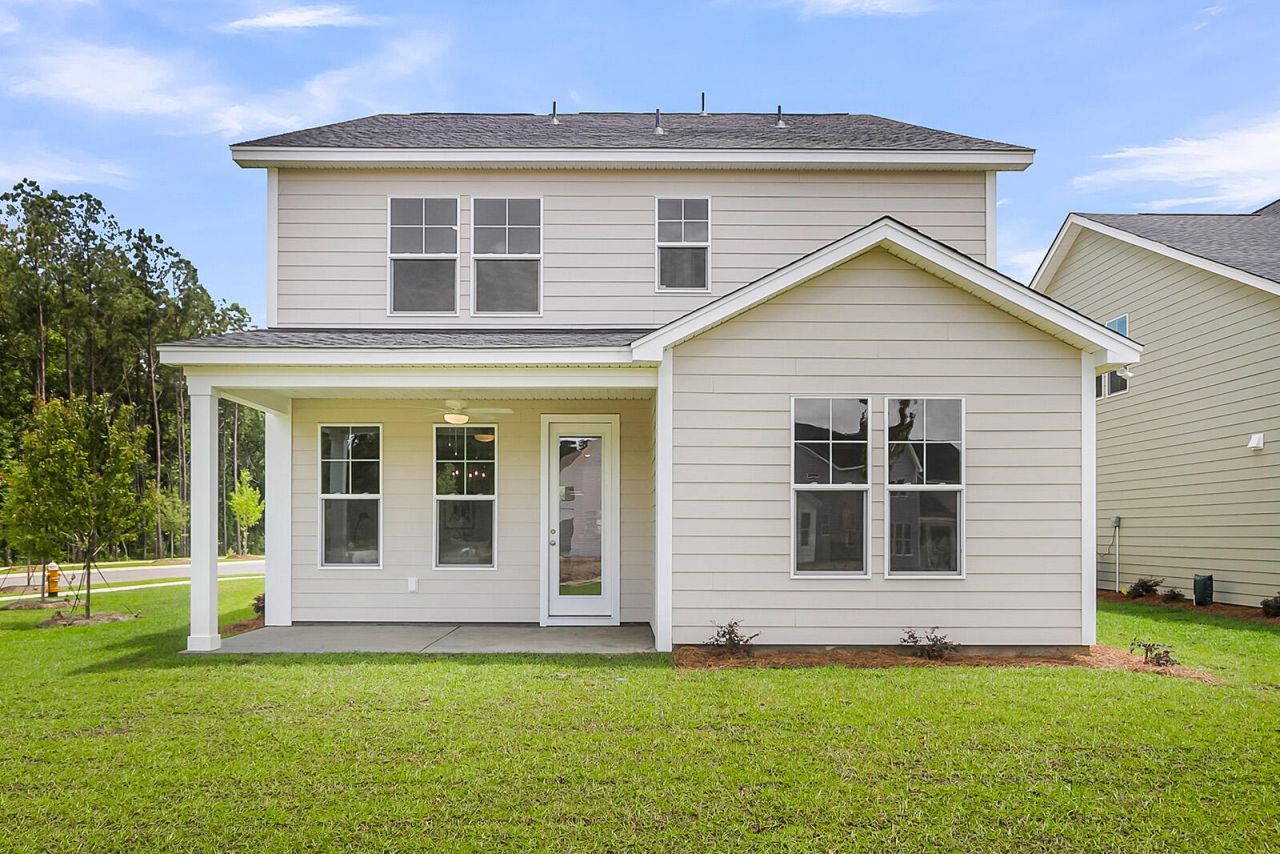 609 Crosswick Street Photo 31