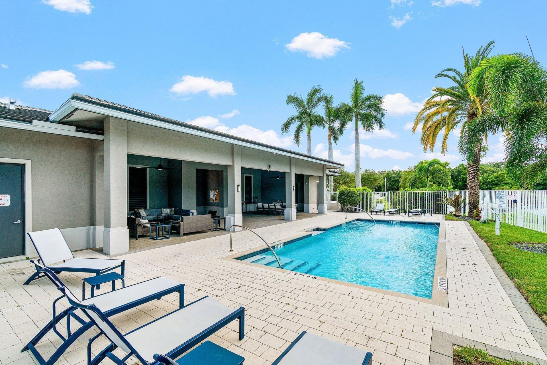 11401 Pointe Midtown Drive, Palm Beach Gardens, FL 33418 Photo