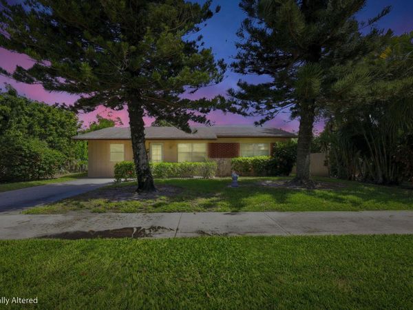 115 SE 11th Avenue, Boynton Beach, FL 33435