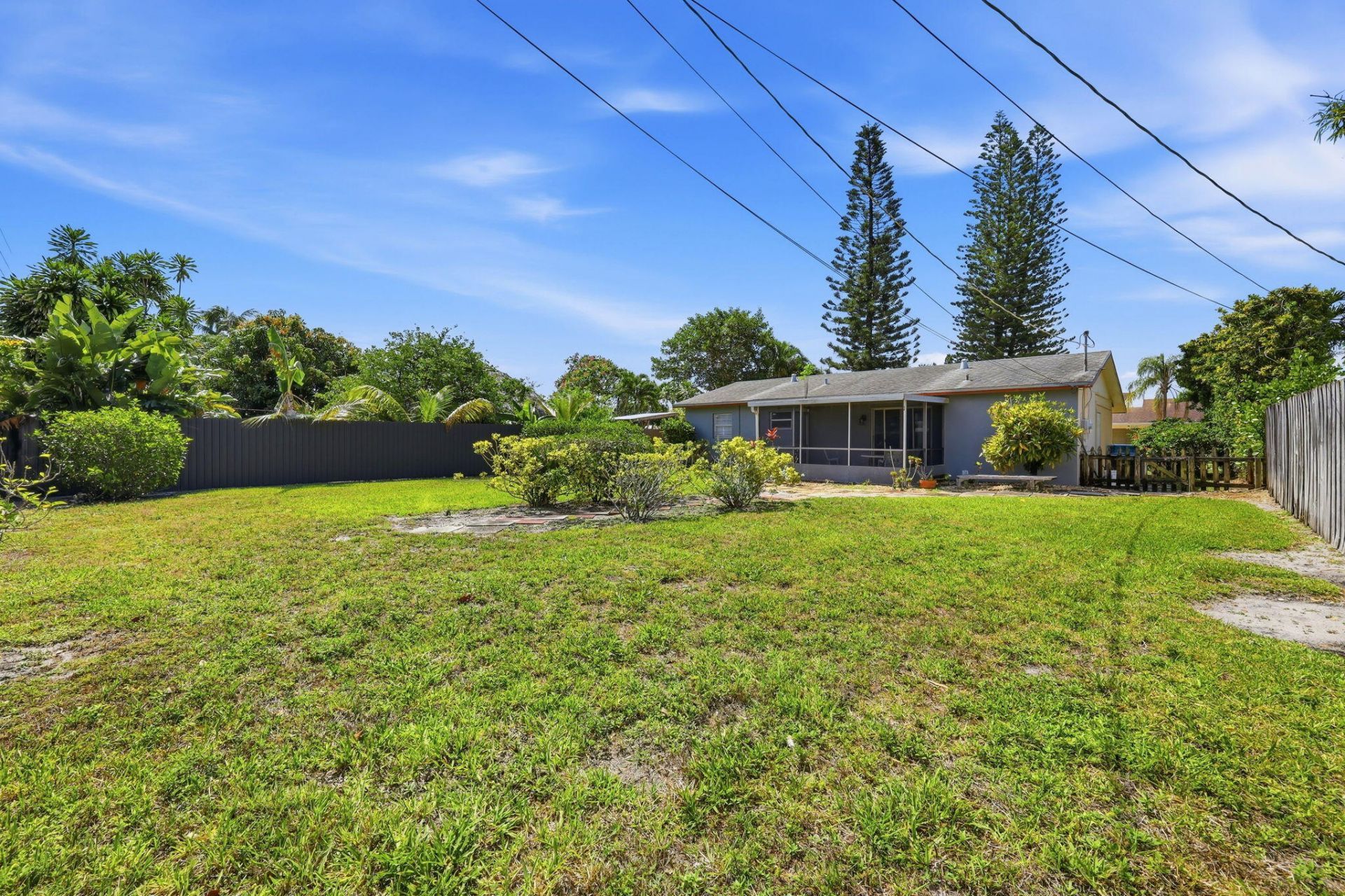 115 SE 11th Avenue, Boynton Beach, FL 33435 Photo