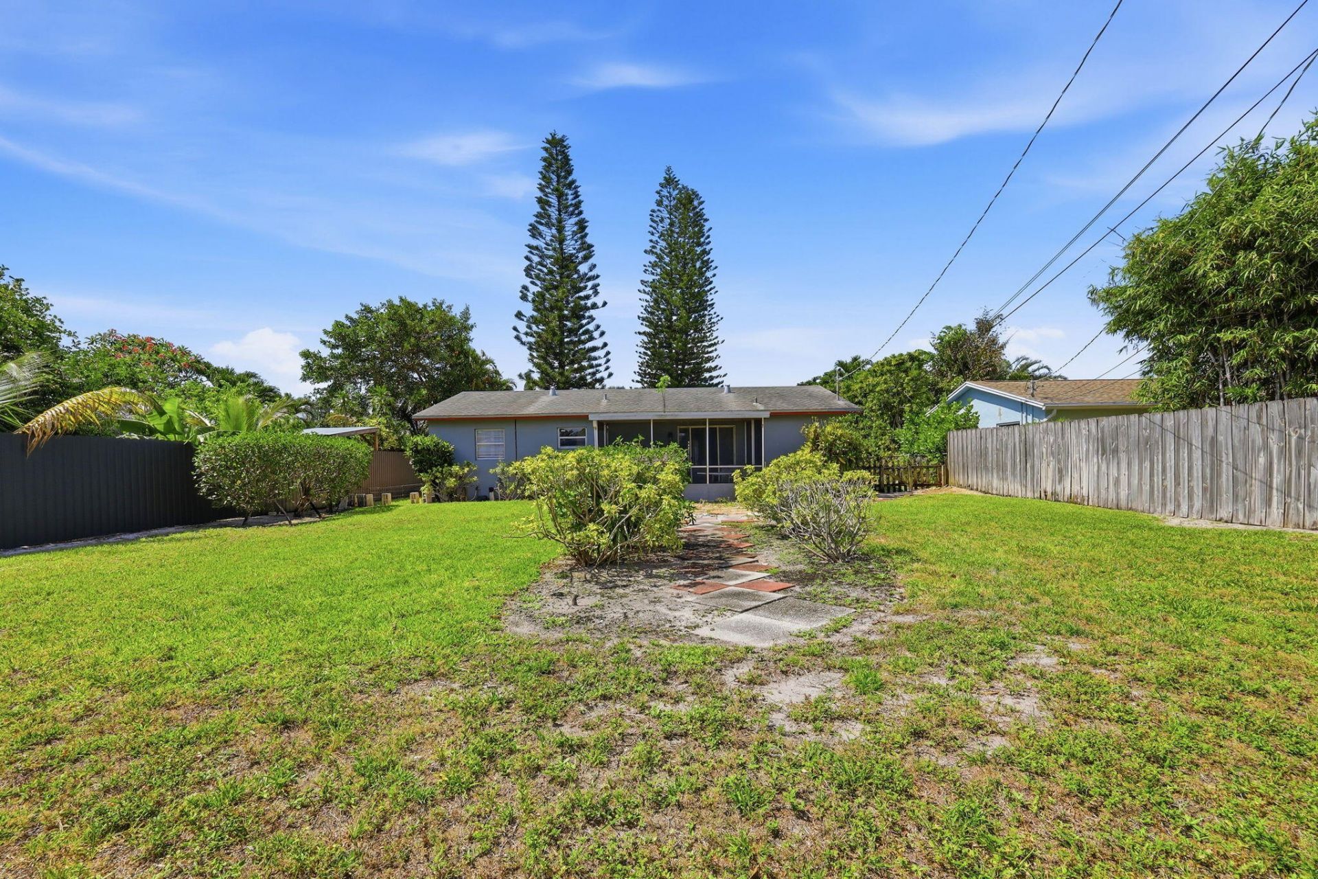 115 SE 11th Avenue, Boynton Beach, FL 33435 Photo