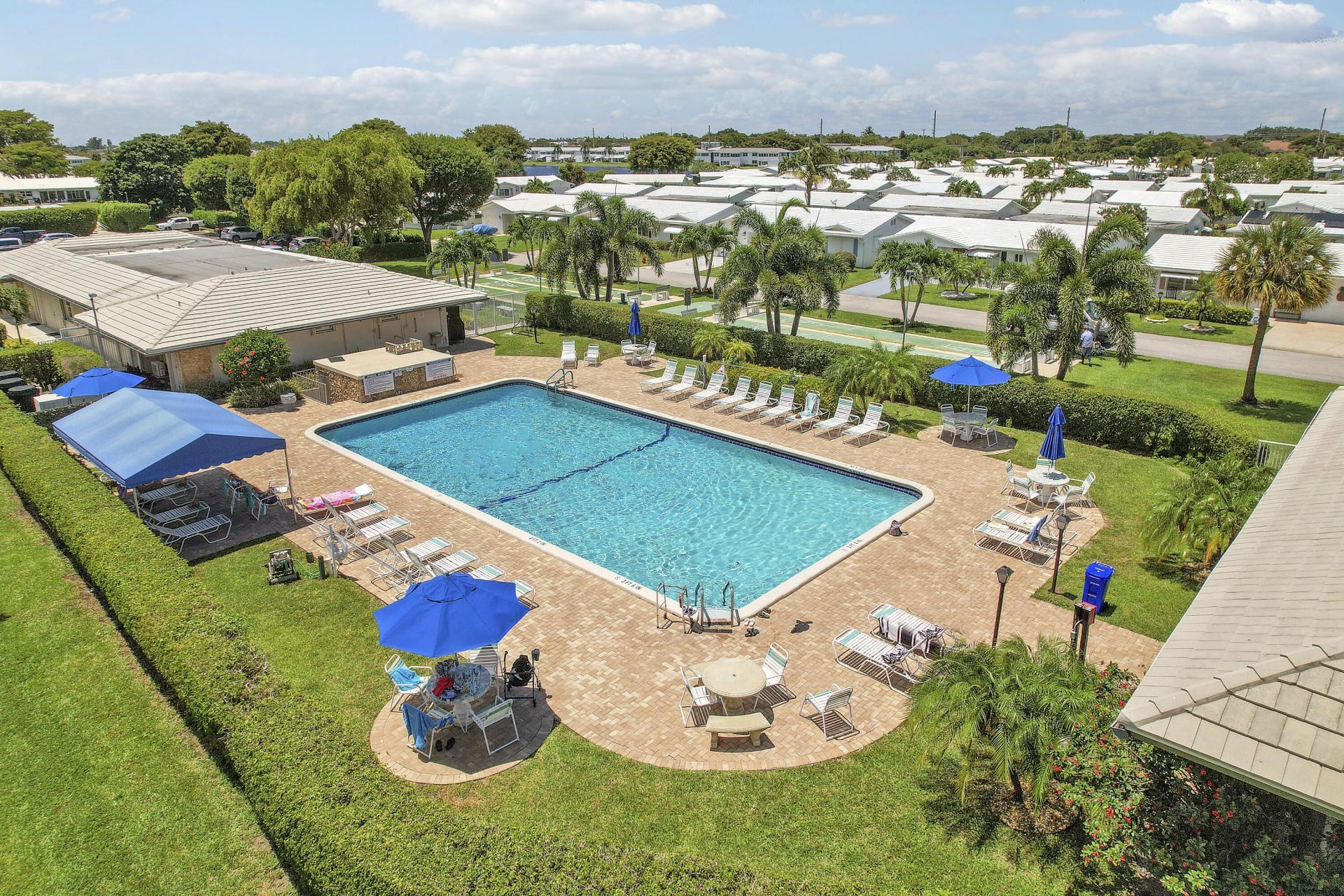 614 SW Golf Drive, Boynton Beach, FL 33426 Photo