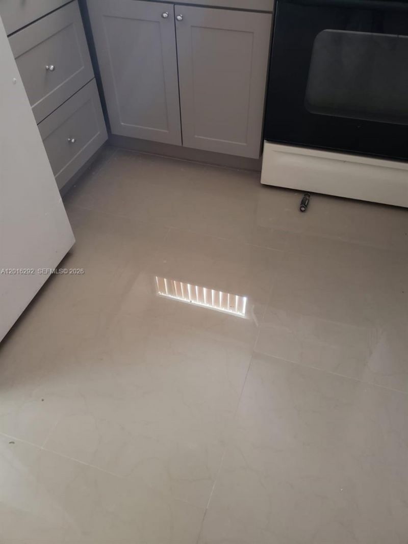 Please Call For Address, Unit 9, Miami, FL 33125 Photo