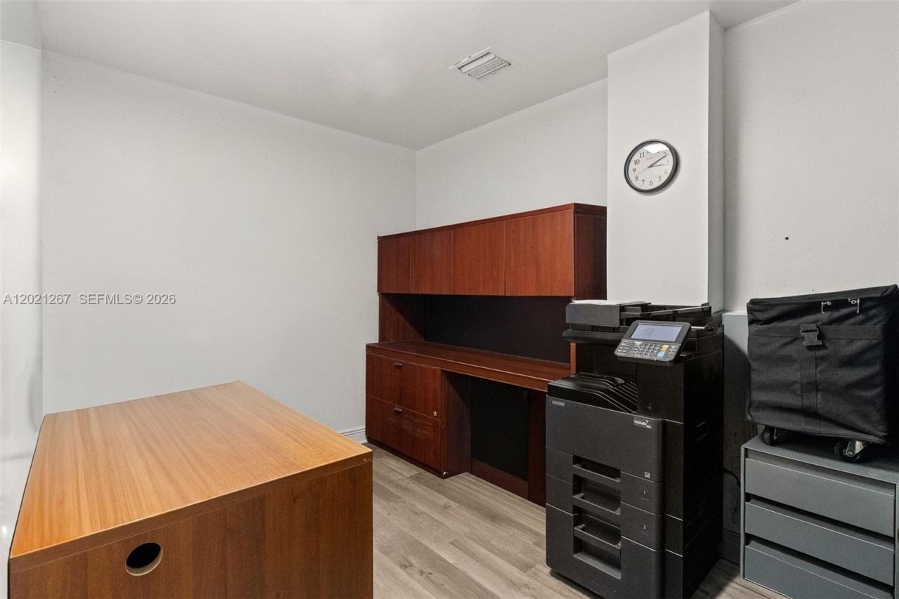 1745 W 37th St, Unit 5, Hialeah, FL 33012 Photo