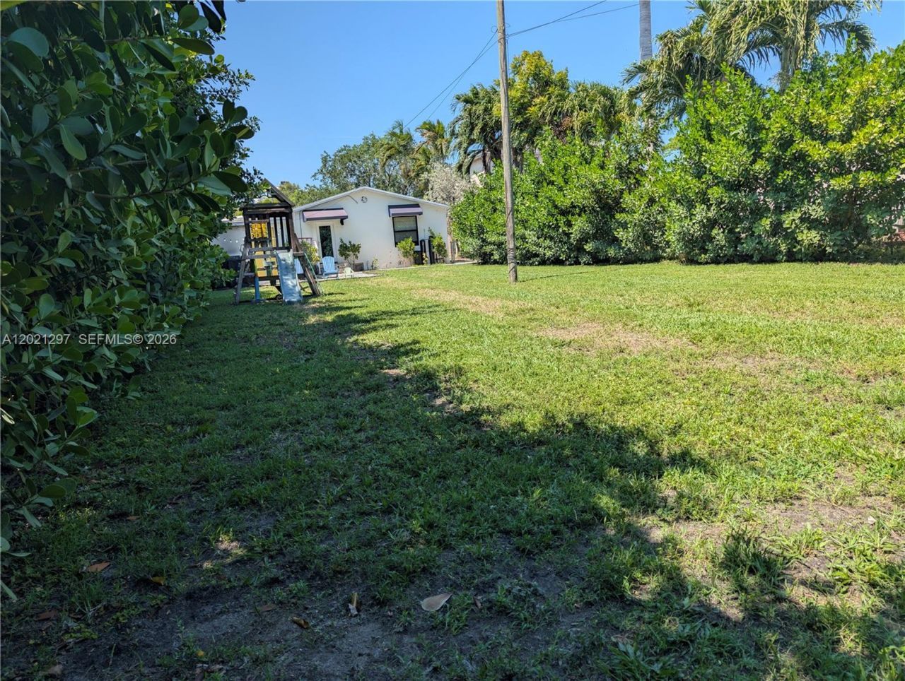 2460 Jackson St, Hollywood, FL 33020 Photo
