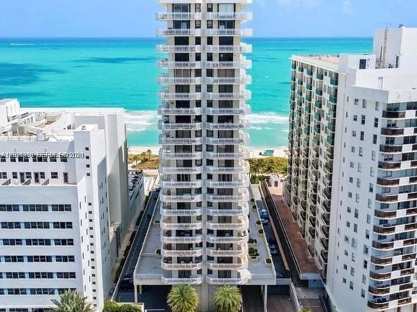 6061 Collins Ave, Unit 11B, Miami Beach, FL 33140