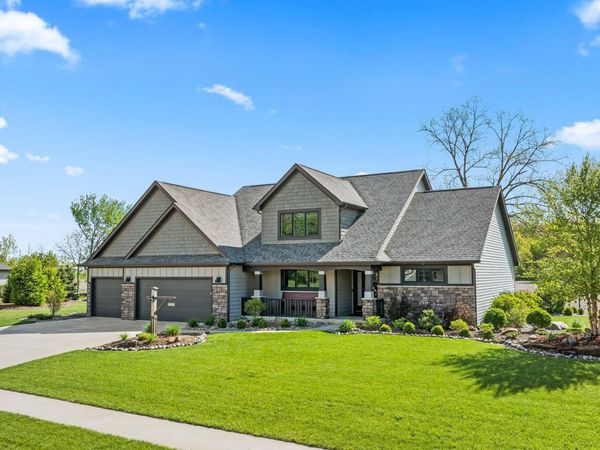 18736 Roselle Cove, Auburn, IN 46706