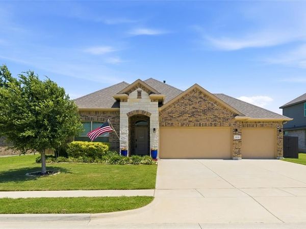 3212 Camden Creek Road, Krum, TX 76249