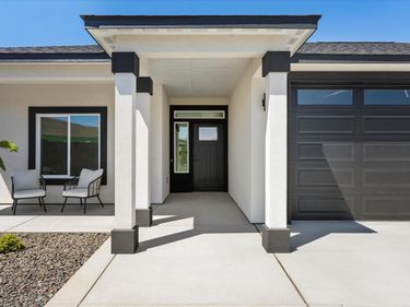3802 Scout Street, Richland, WA 99352