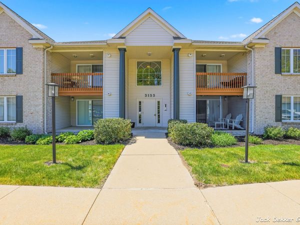 3153 E Crystal Waters Drive, Unit 2, Holland, MI 49424