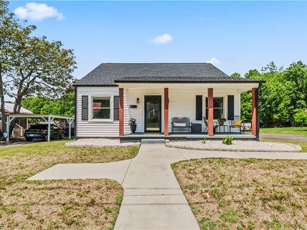 318 Oakdale Street , Mount Airy, NC 27030