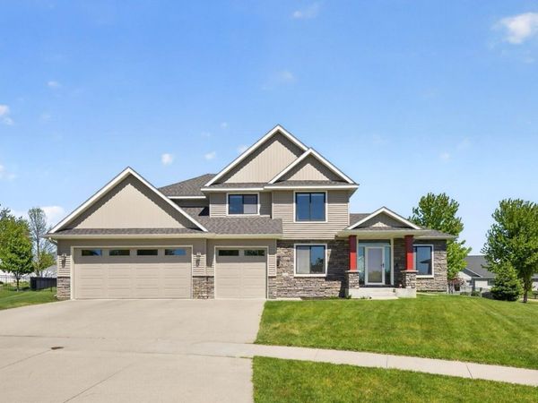 1721 Echo Ridge Street SW, Rochester, MN 55902