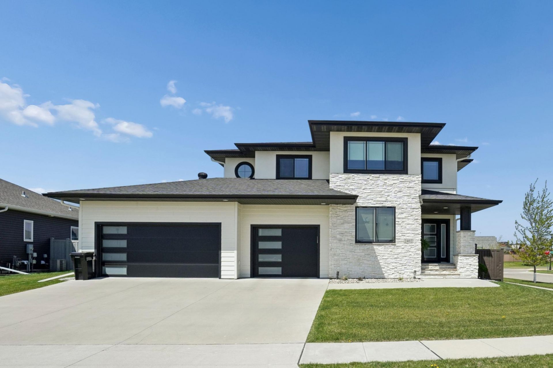 2402 N Pond Drive E, West Fargo, ND 58078 Main Photo