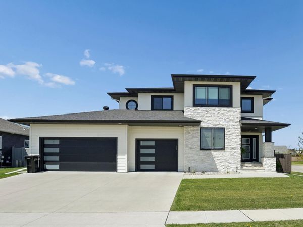 2402 N Pond Drive E, West Fargo, ND 58078