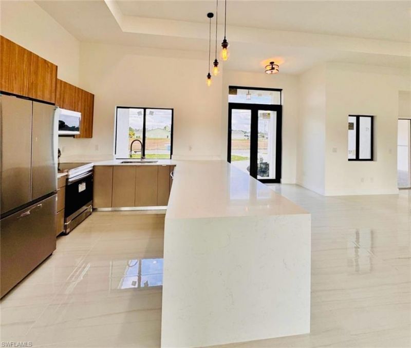 3424 NE 21st Pl , Cape Coral, FL 33909 Photo