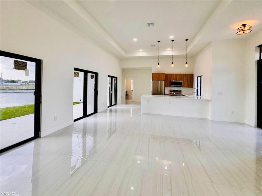 3424 NE 21st Pl , Cape Coral, FL 33909 Photo