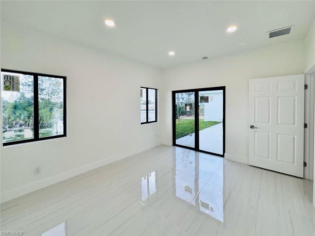 3424 NE 21st Pl , Cape Coral, FL 33909 Photo