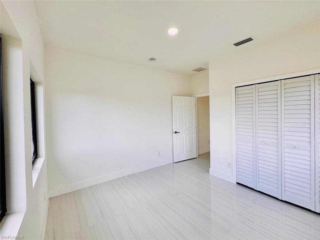 3424 NE 21st Pl , Cape Coral, FL 33909 Photo