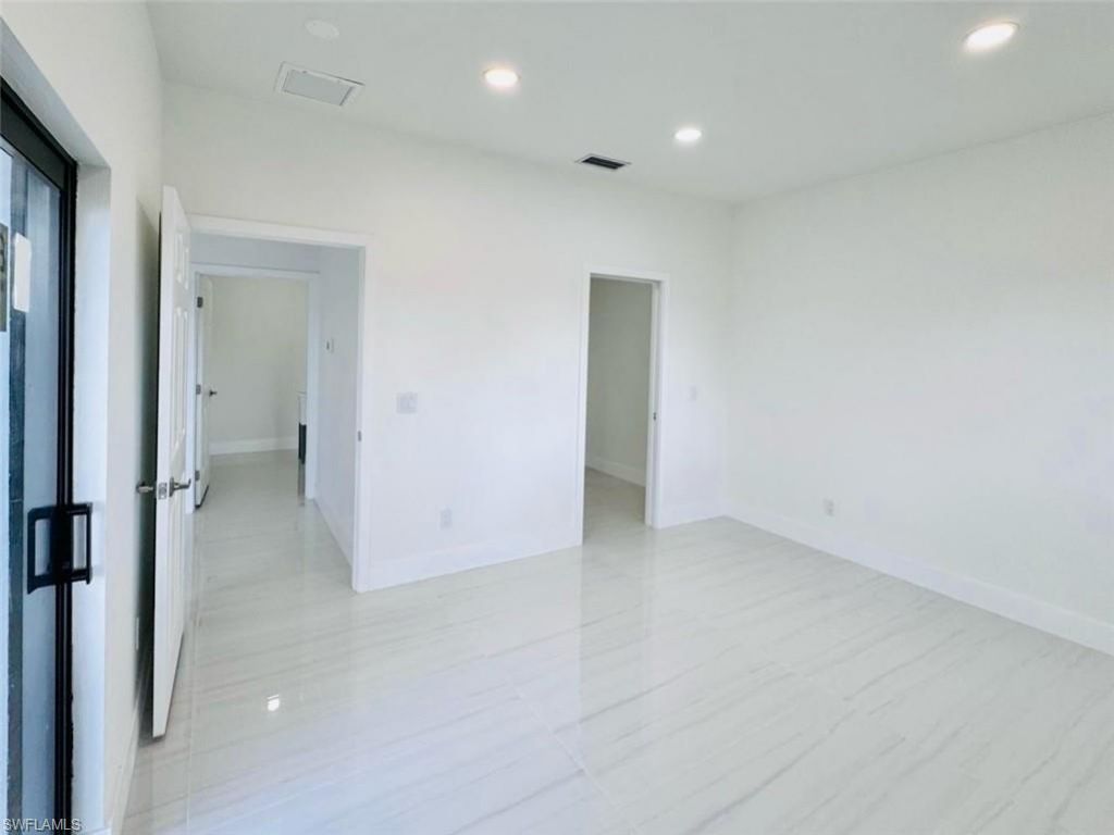 3424 NE 21st Pl , Cape Coral, FL 33909 Photo