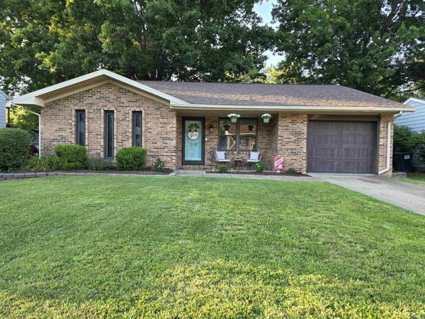 508 Strawberry Hill Road, Evansville, IN 47711