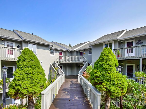 367 Skyleaf Drive , Sugar Mountain, NC 28604