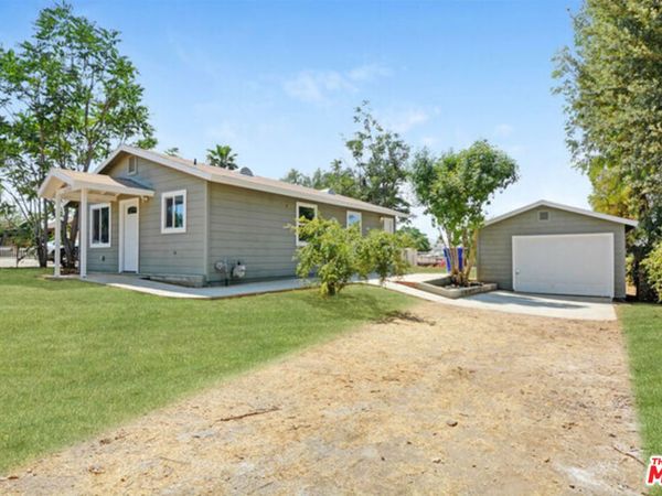 11208 Nevada Street, Redlands, CA 92373