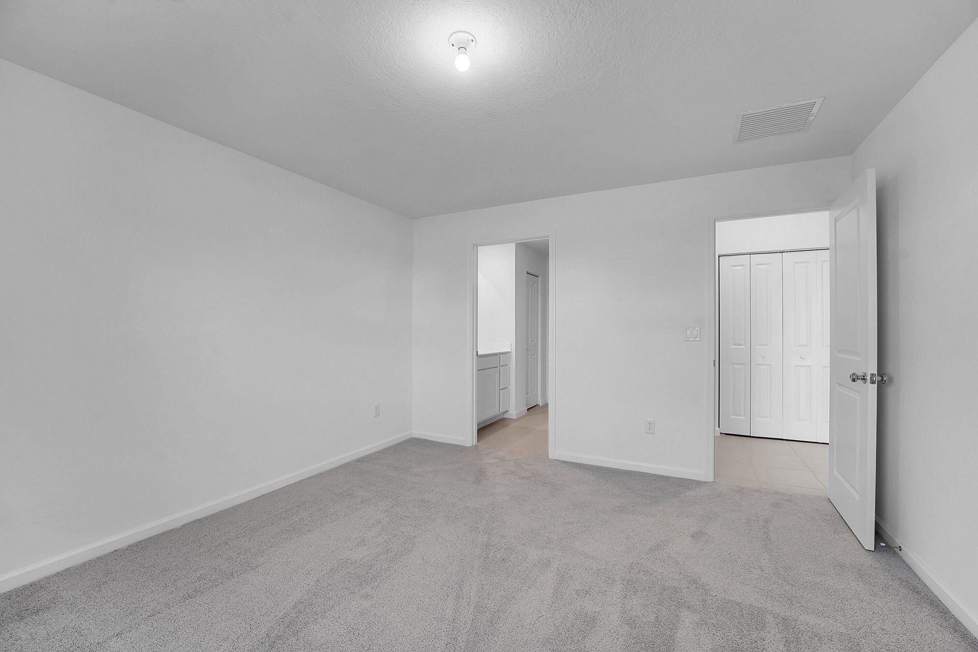 5936 NW Mangrove Drive, Port Saint Lucie, FL 34987 Photo