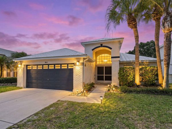 864 NW Waterlily Place, Jensen Beach, FL 34957