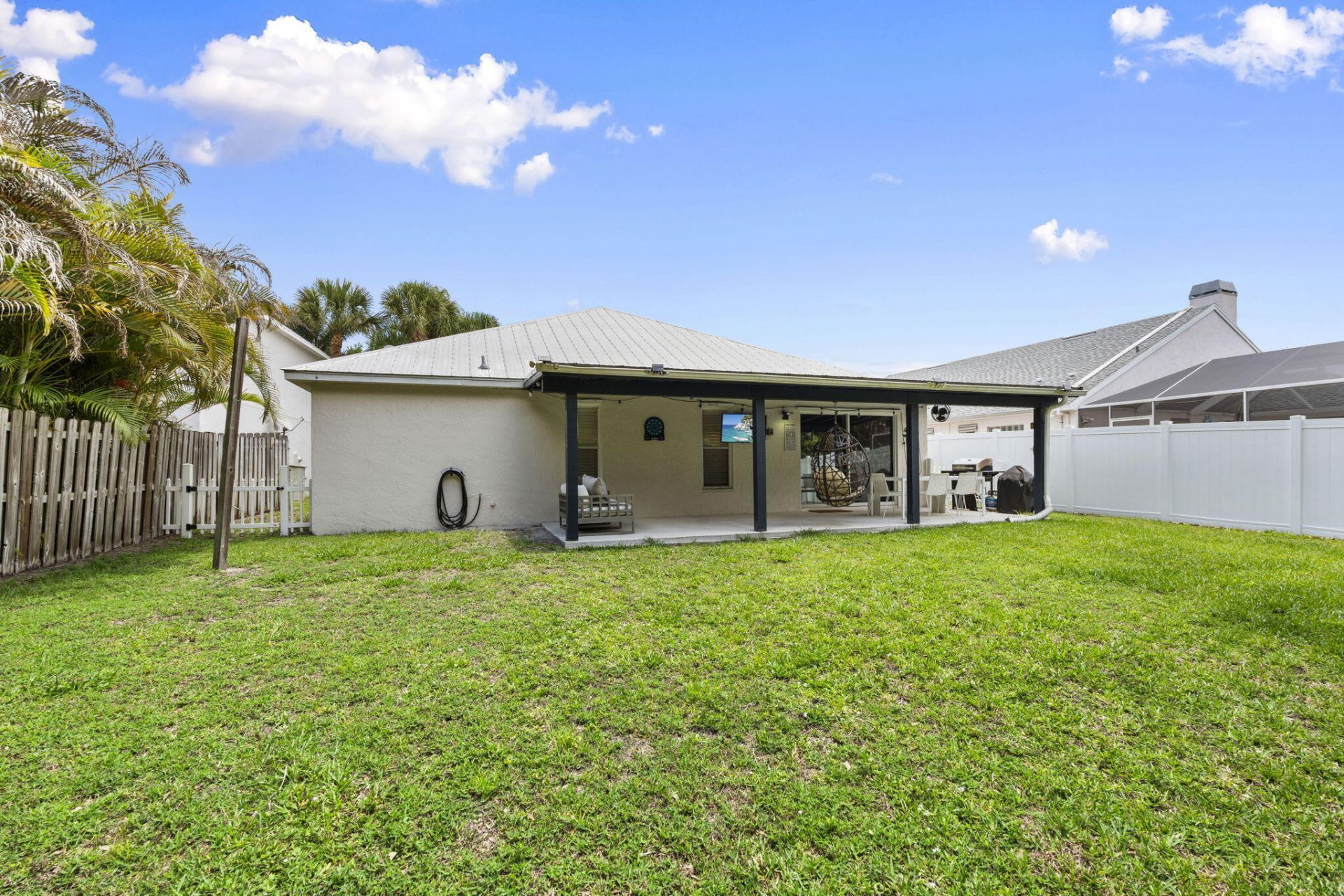 864 NW Waterlily Place, Jensen Beach, FL 34957 Photo