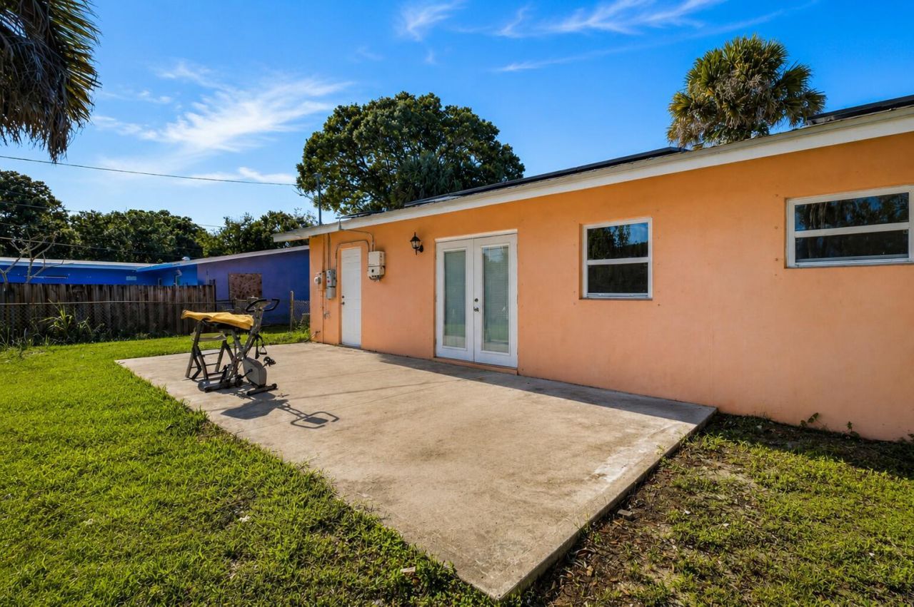 2805 Brantley Road, Fort Pierce, FL 34981 Photo