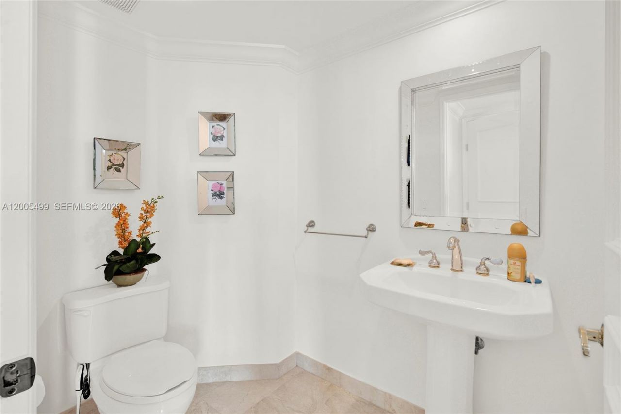 3370 Hidden Bay Dr , Unit 1702, Aventura, FL 33180 Photo
