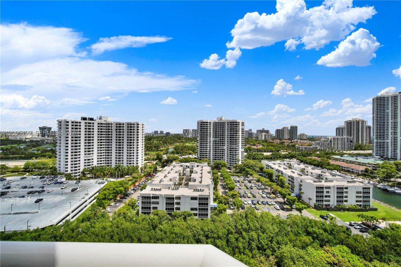 3370 Hidden Bay Dr, Unit 1702, Aventura, FL 33180 Photo