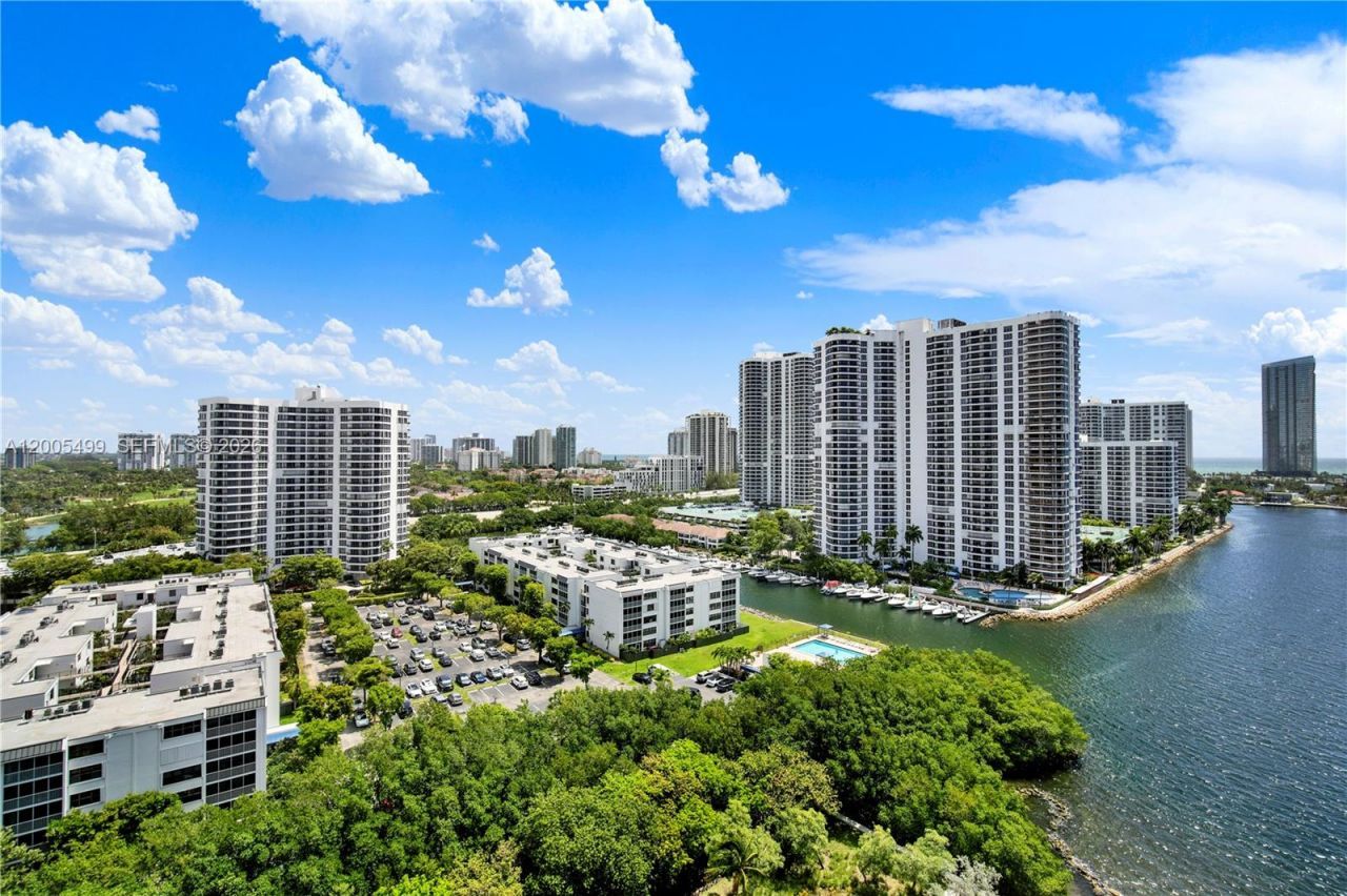 3370 Hidden Bay Dr, Unit 1702, Aventura, FL 33180 Photo
