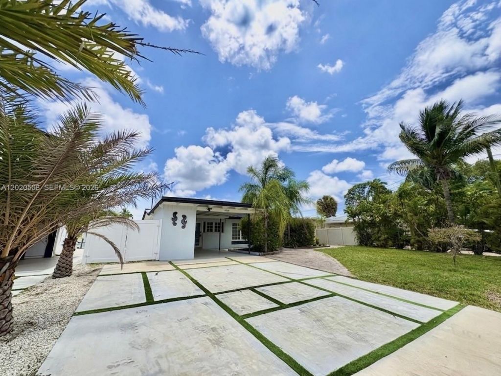 2430 Key Largo Ln, Fort Lauderdale, FL 33312 Photo