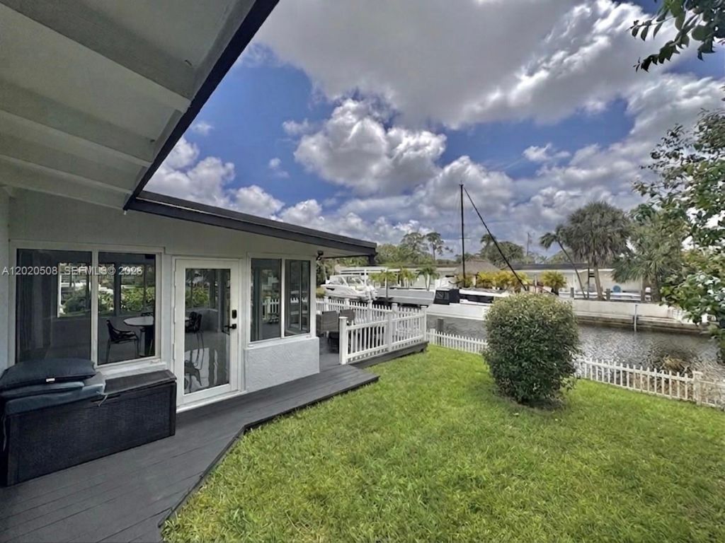 2430 Key Largo Ln, Fort Lauderdale, FL 33312 Photo