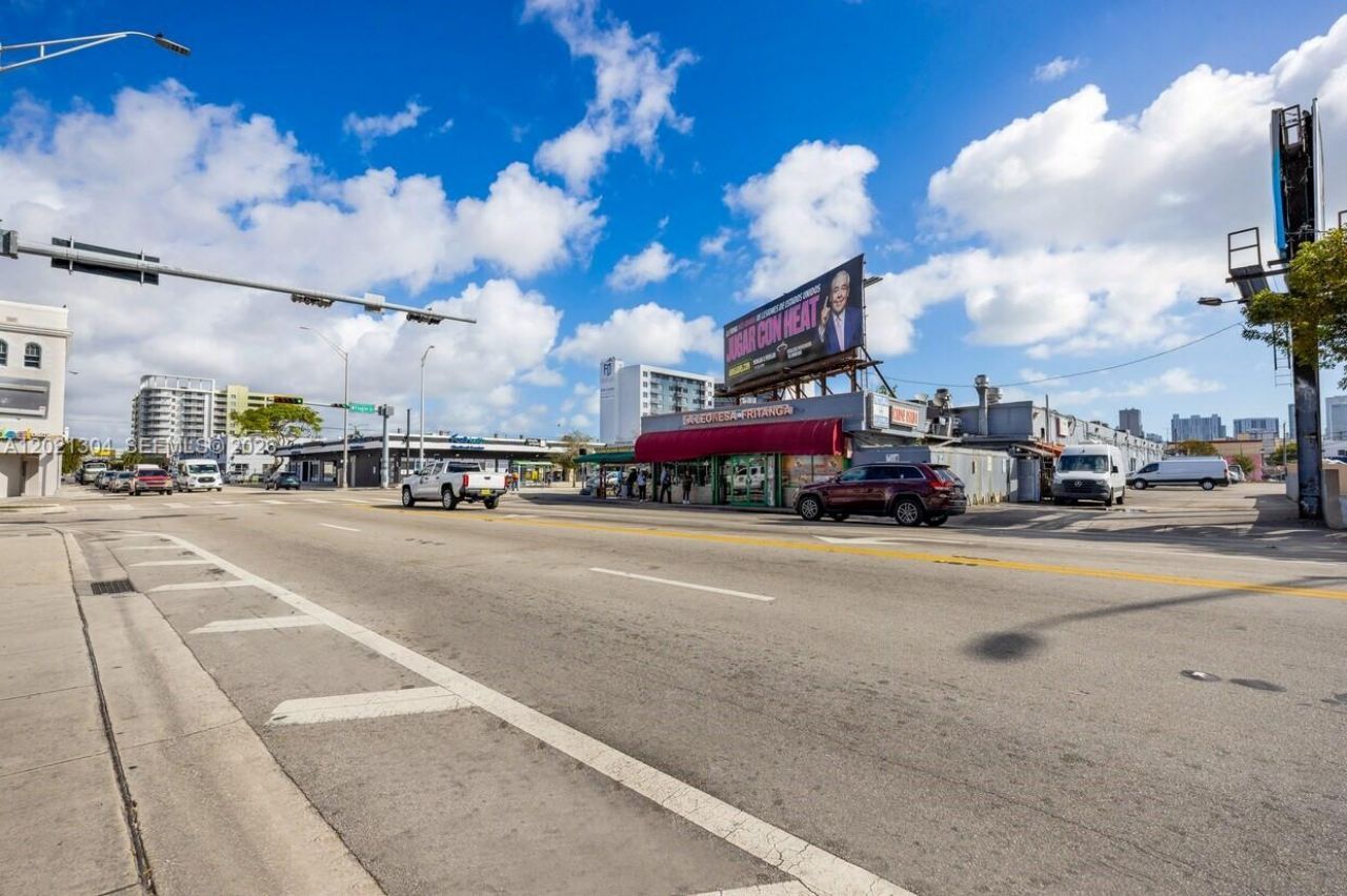 1190 W Flagler St , Miami, FL 33130 Photo