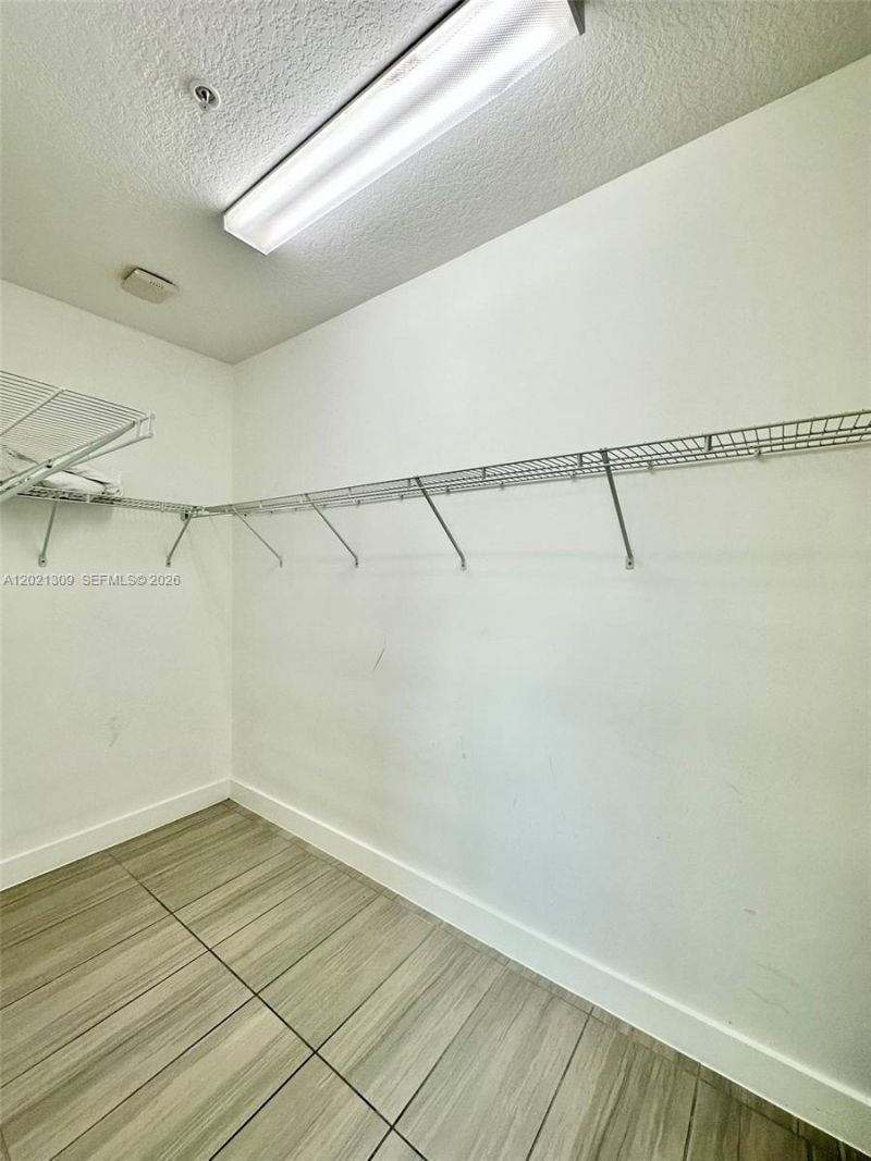 6401 NW 103rd Pl , Unit 301, Doral, FL 33178 Photo